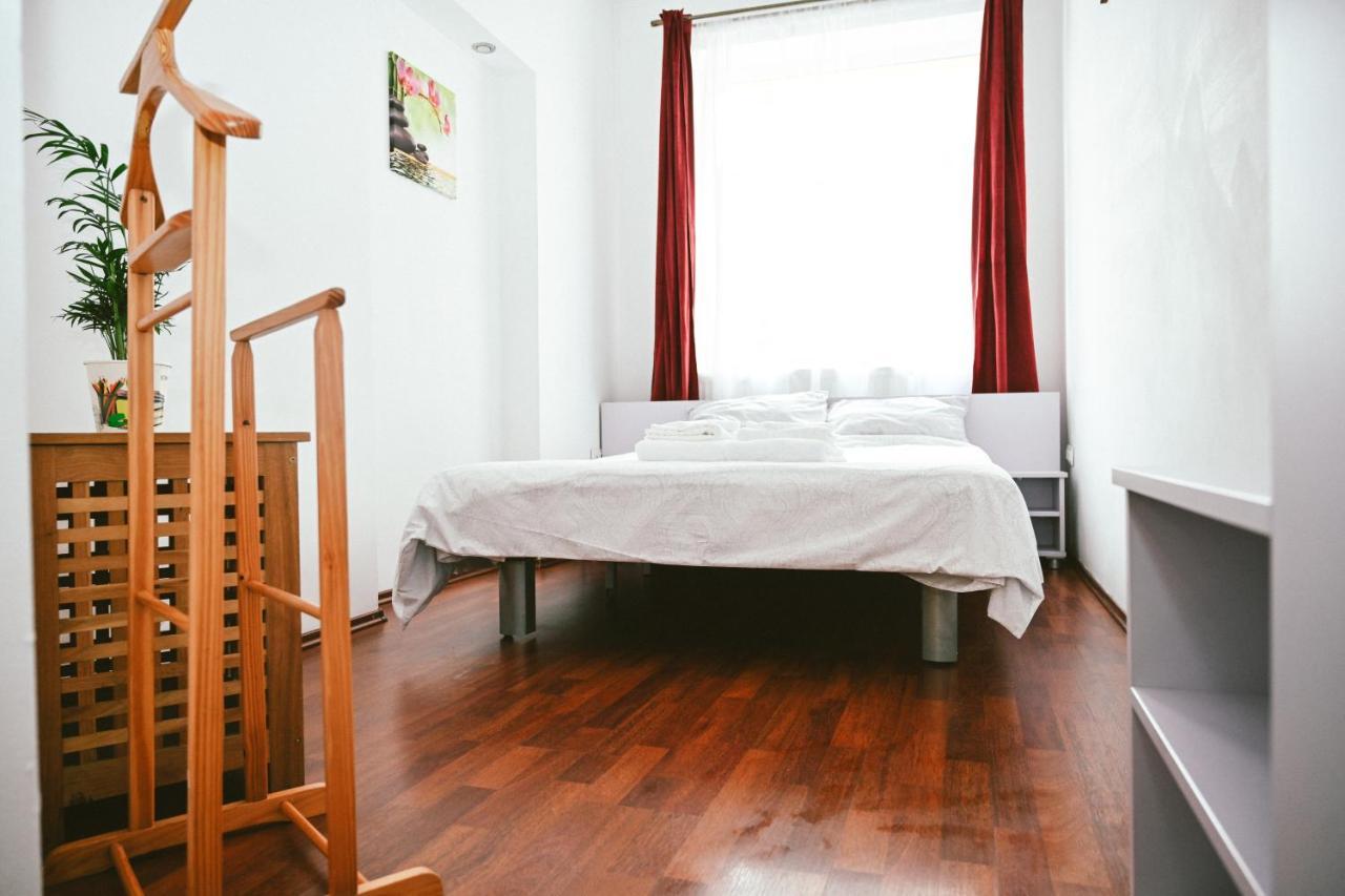 Cozy Apartment Braşov Esterno foto