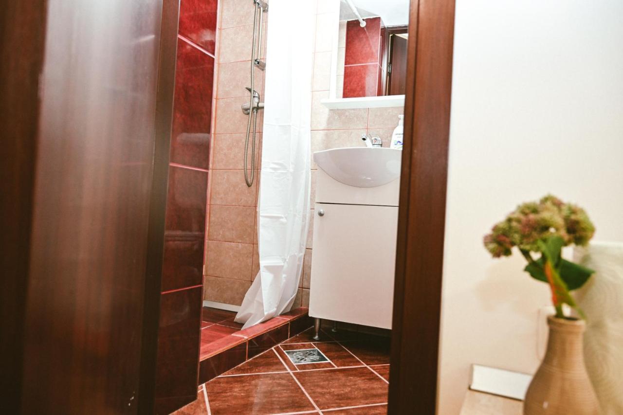 Cozy Apartment Braşov Esterno foto